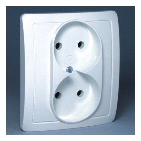 BG2/11 Gniazdo wtyczkowe bez uziemienia podwójne  białe