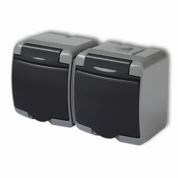 JUNIOR Gniazdo podwójne z uziemieniem 2x(2P+Z) (klapka grafitowa  bez przesłon)