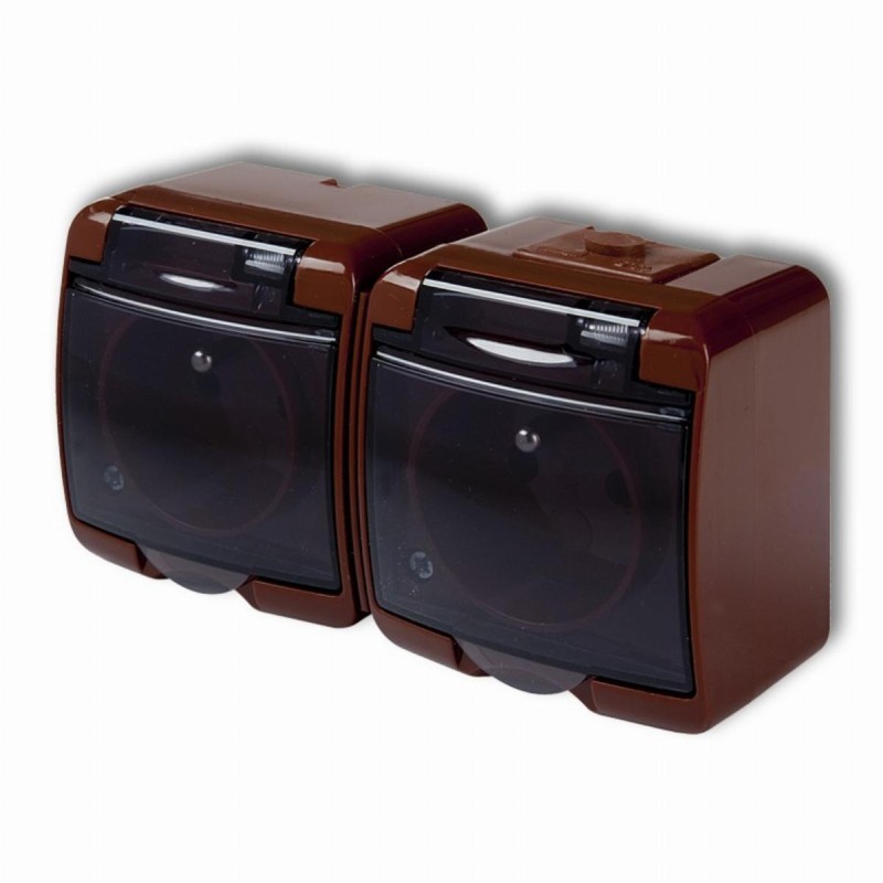 Gniazdo podw. 4GHE-2d  2X2P+Z (klapka dymna przesłony torów prądowych) brązowe