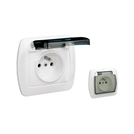 Simon Akord Gniazdo bryzgoszczelne z/u IP44 z klapką dymną białe AGZ1Be/11a